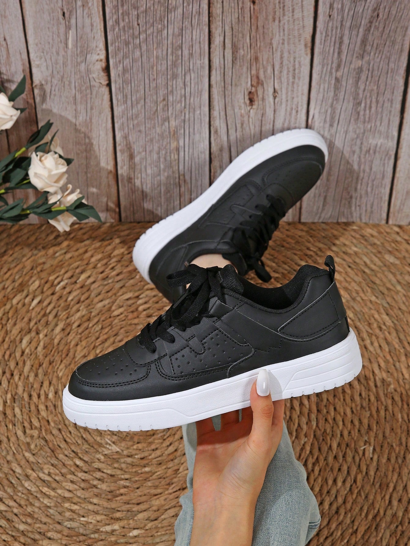 Veloce One - Premium Sneaker