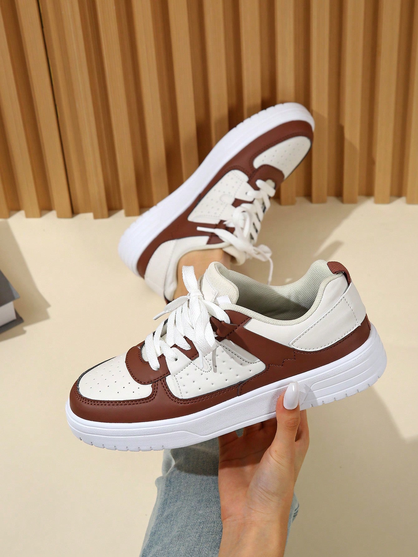 Veloce One - Premium Sneaker