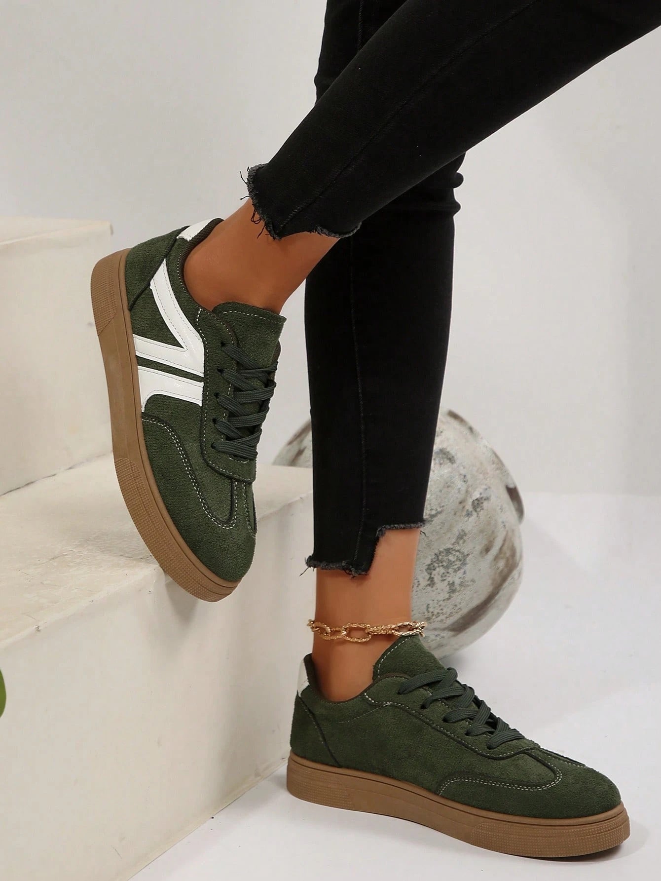 Alvera - Elite Sneaker