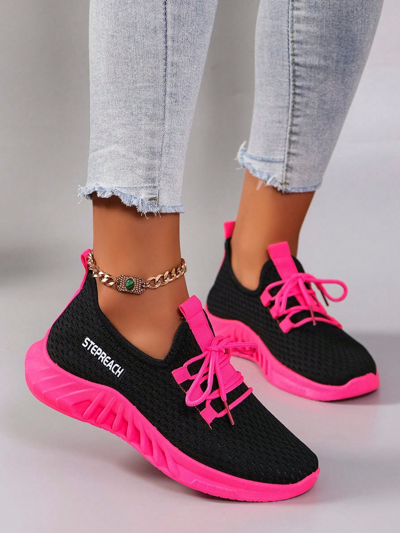 Damen atmungsaktive und bequeme Slip-On Sneakers, leicht, einfarbig/rosa/helle Farbe, rutschfest und abriebfest