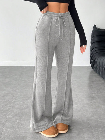 Lorena - Timeless Chic Pants