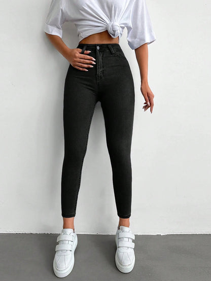 Laurene - Sharp Curve Jeans